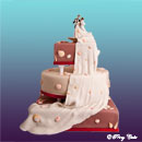 wedding cake with shells