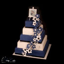 gâteau de mariage bleu et blanc